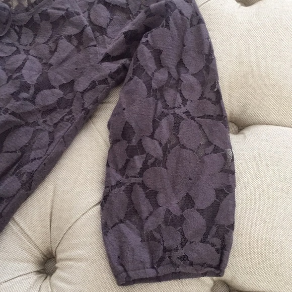 American Eagle Blouse - Picture 6 of 7